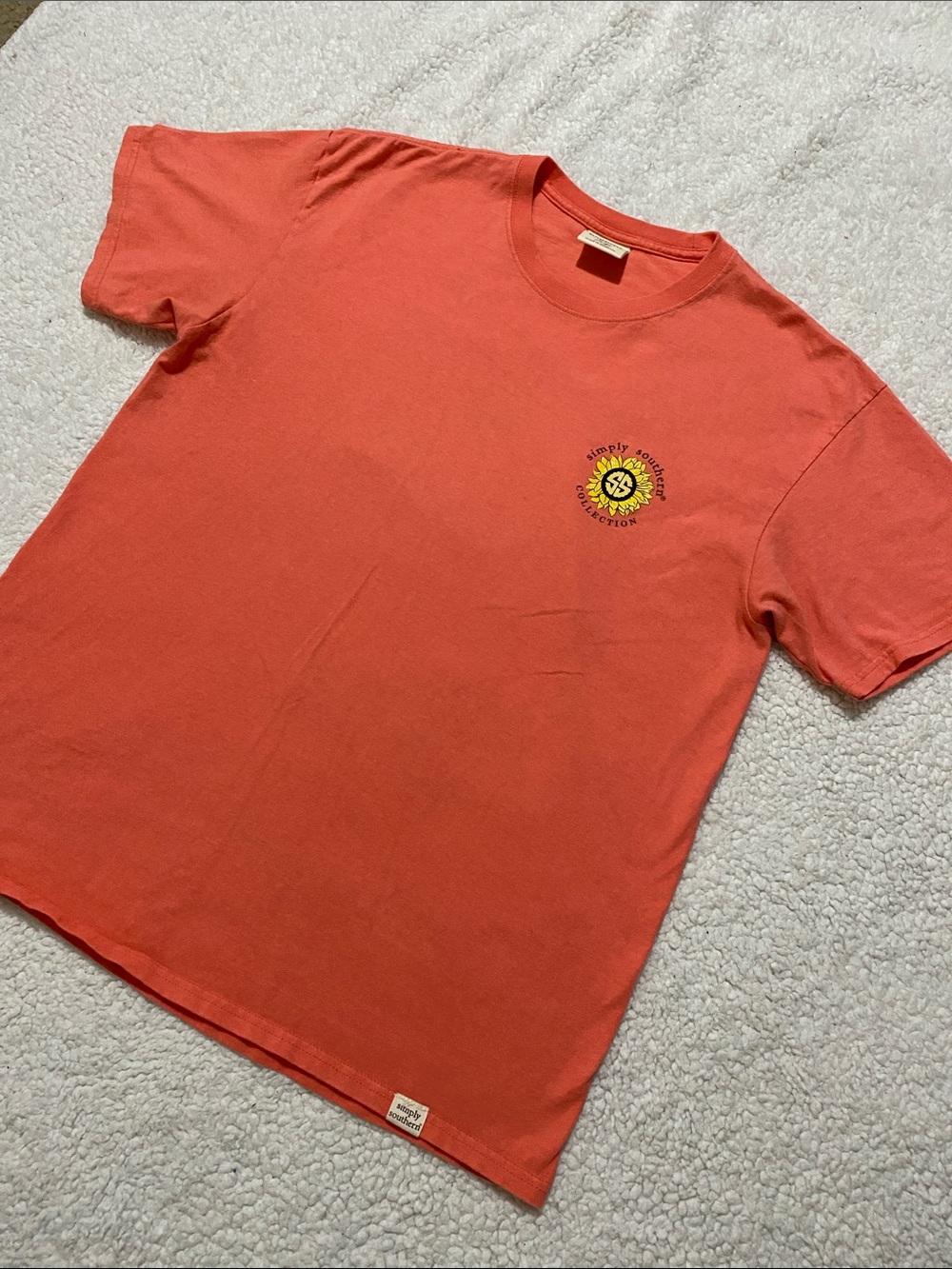 Simply Southern women’s size large Coral Short-sleeve shirt - Picture 8 of 16